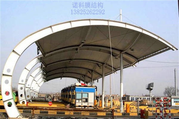 湖南张家界膜结构收费站选耐驰PVDF膜材